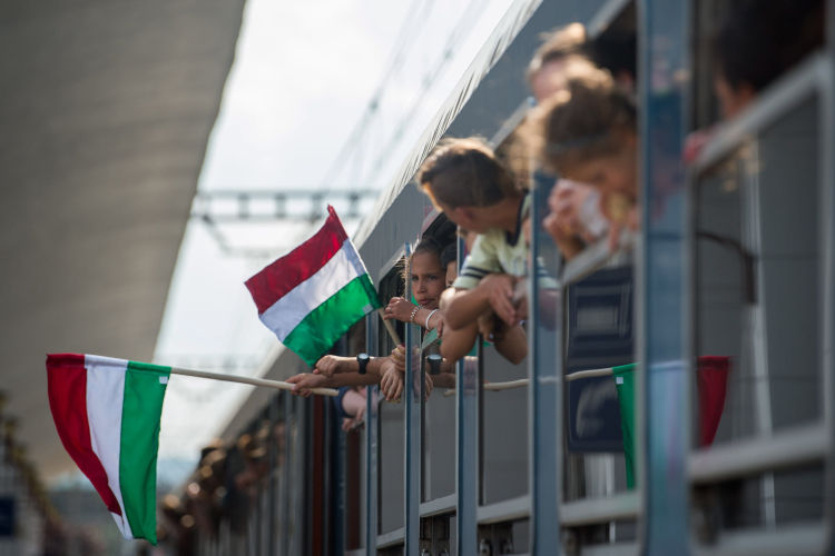 Ezren utazhatnak zarándokvonattal a csíksomlyói pápai misére