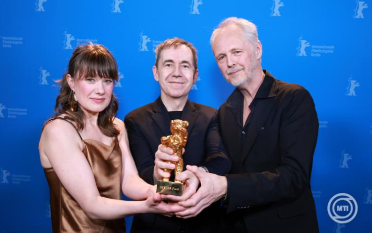 Berlinale - A Dreams nyerte az Arany Medvét