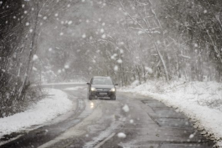 Magyar Közút: téli csapadék érkezik, több hullámban, többféle formában