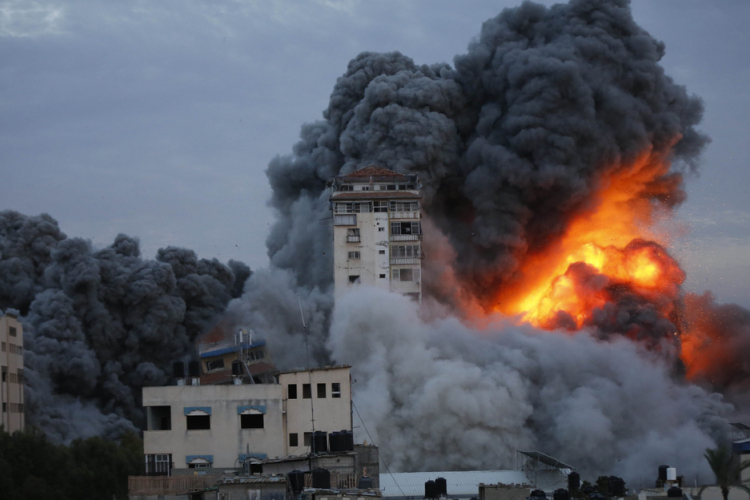 Péntek délig visszavonul a megállapodás szerinti vonalakra az izraeli hadsereg Gázában